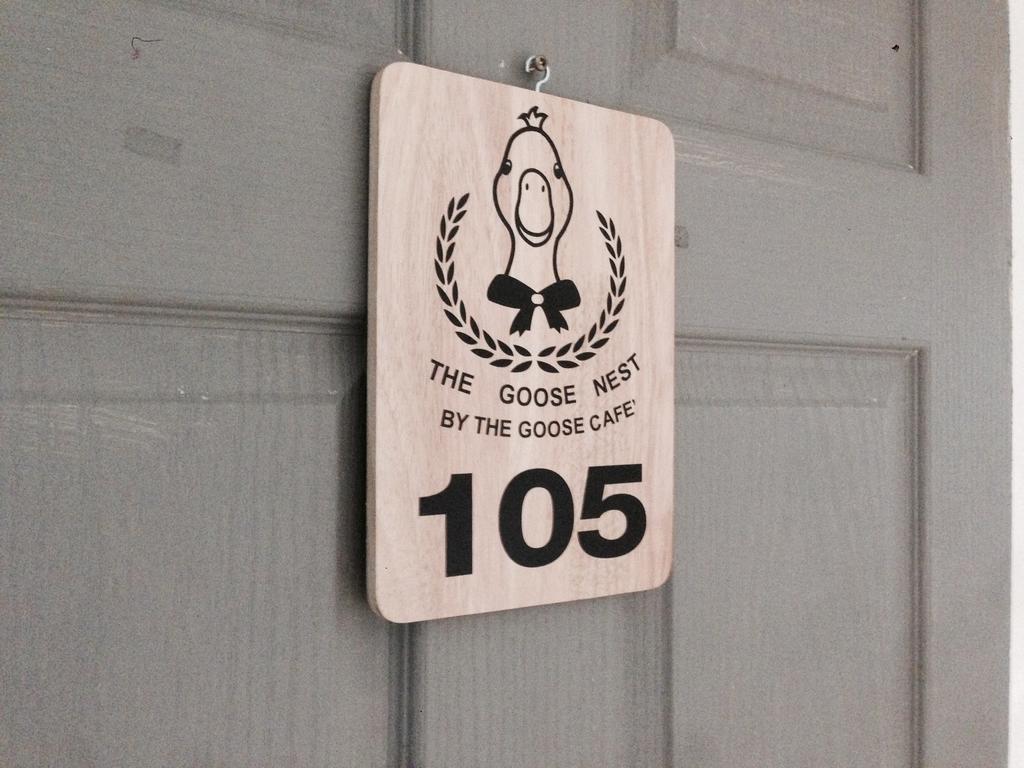 The Goose Cafe And Hostel Ubon Ubon Ratchathani Exteriör bild