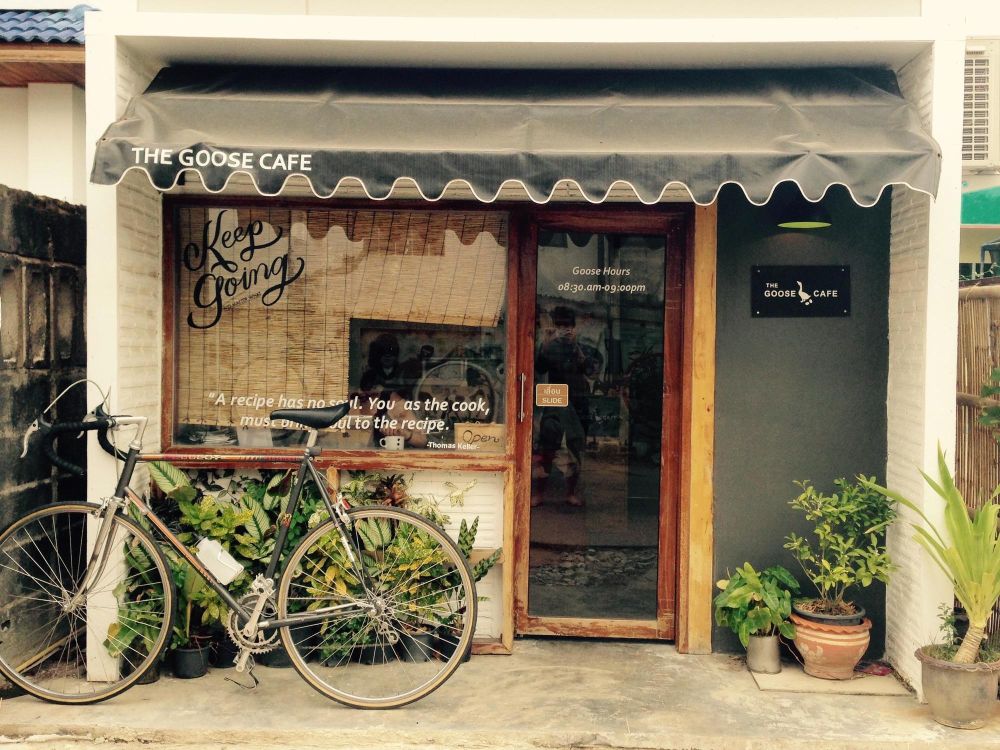 The Goose Cafe And Hostel Ubon Ubon Ratchathani Exteriör bild